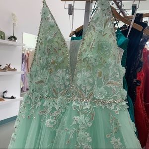 Mac Duggal Mint Green Prom Dress